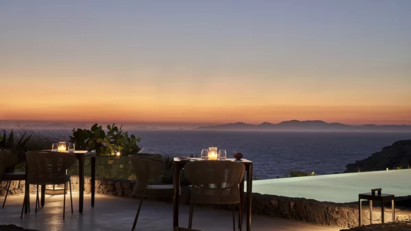 Τα πιο συναρπαστικά πιάτα που δοκιμάσαμε φέτος στη Σαντορίνη