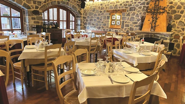 "Τα κόκκινα πιθάρια", Αρκαδία