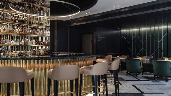 Plato: Η λάμψη των γιορτών σε ένα ξενοδοχείο -προορισμός