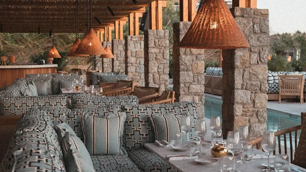 Το "La Cantine du Faubourg Mykonos" είναι έτοιμο για να υποδεχτεί τη θερινή σεζόν
