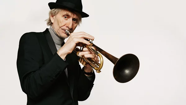Ο θρυλικός τρομπετίστας Erik Truffaz στη σκηνή του Half Note