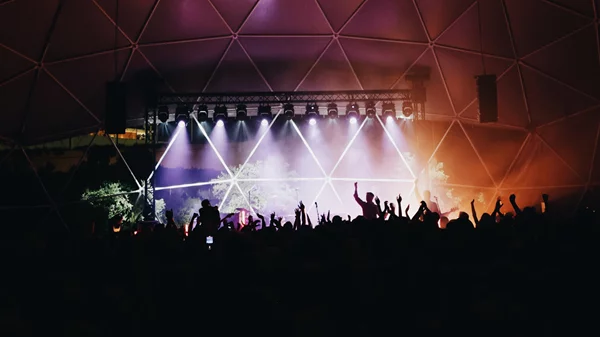 Αυτή η εβδομάδα θα έχει πολλή μουσική