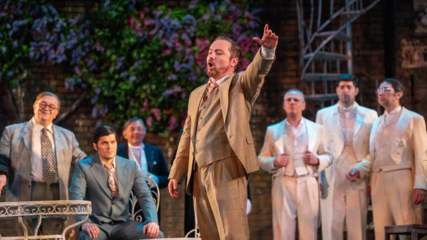 Matteo Macchioni, ποιες είναι οι προκλήσεις του πρίγκιπα μιας σύγχρονης "Σταχτοπούτας";