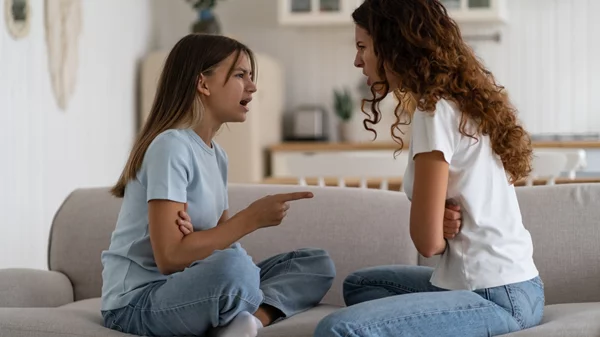 Αυτά είναι τα 6 πράγματα που θέλουν τα παιδιά να πουν στους γονείς τους αλλά διστάζουν