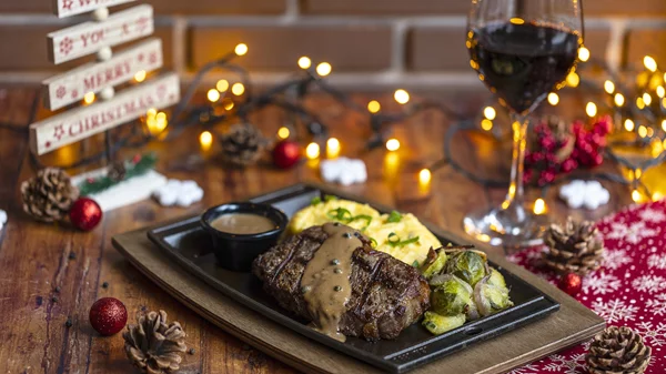 TGI FridaysTM Festive feeling με τα ολοκαίνουργια Holiday Treats