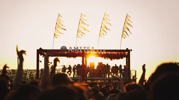 Release Athens: Μία όαση αισιοδοξίας και μουσικής στην Αθήνα