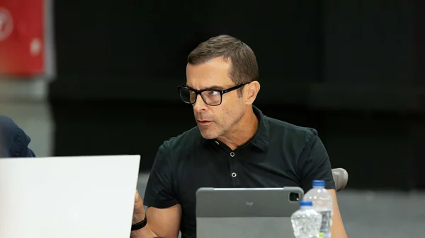 Το καστ του "Δικαστή" γνωρίζεται με τους χαρακτήρες του