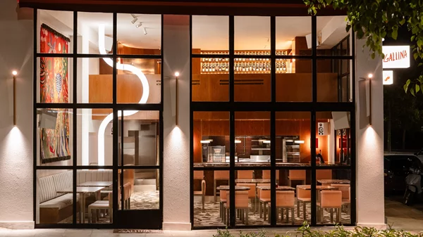 Back to the classics στο νέο "Gallina" στο Κουκάκι