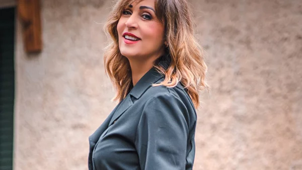 H "Metamorfosis" της Ελένης Πέτα