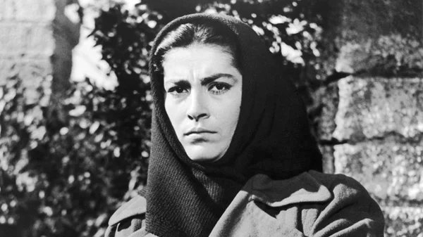 H Eιρήνη Παπά στη μεγάλη οθόνη: Μεγάλο αφιέρωμα στην απόλυτη Ελληνίδα σταρ