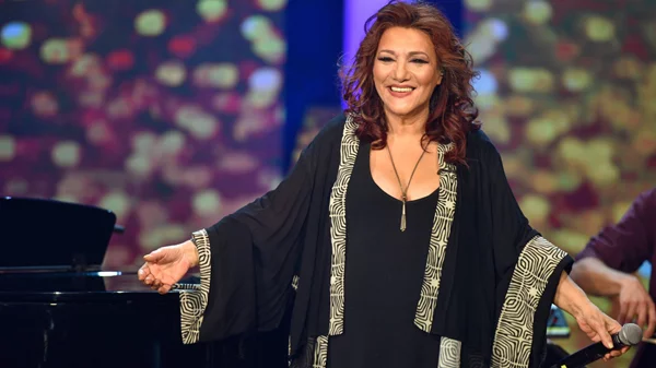 Ελένη Βιτάλη και Χρήστος Θηβαίος ενώνουν τις φωνές τους στο Γυάλινο Μουσικό Θέατρο