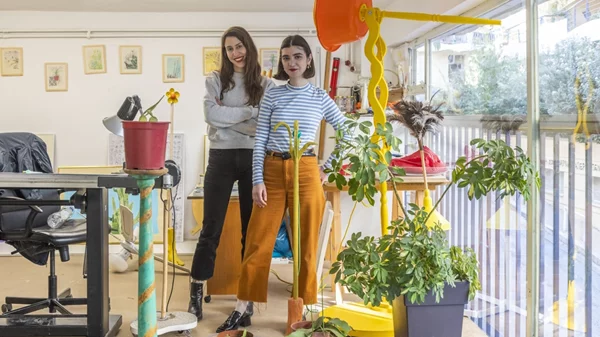 Η παλλόμενη σκηνή τέχνης της Κυψέλης, μέσα από τους ανεξάρτητους χώρους, τα εργαστήρια και τους δημιουργούς τους