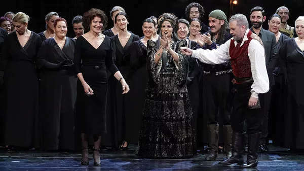 Θεαματική πρεμιέρα του δίπτυχου όπερας  "Αλέκο & Πύργος του Κυανοπώγωνα" στη Λυρική