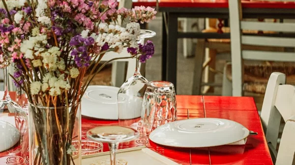 Το S.Pellegrino και το Acqua Panna μας προτείνουν το "Villa Incognito"