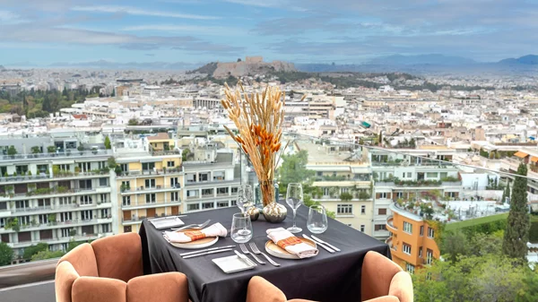 Thanksgiving και Beaujolais Nouveau στο La Suite Lounge Rooftop