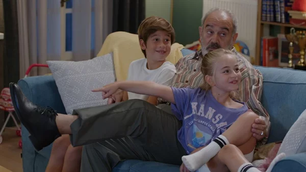 "Έχω Παιδιά": η κωμική σειρά επιστρέφει στο MEGA