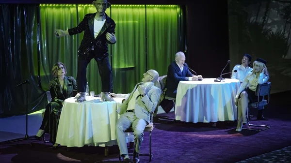 Μας αποζημίωσε ή όχι η εναρκτήρια παράσταση του Φεστιβάλ Αθηνών;