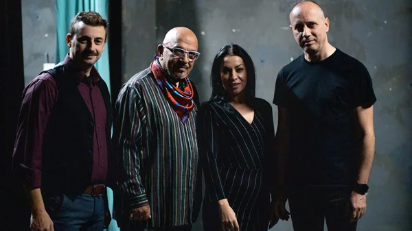 "Live Streaming" στη σκηνή του Faust