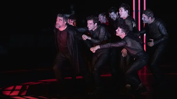 "Αντιγόνη" από τον Ούλριχ Ράσε: Είδαμε το φιλόδοξο εγχείρημα στο αρχαίο θέατρο Επιδαύρου