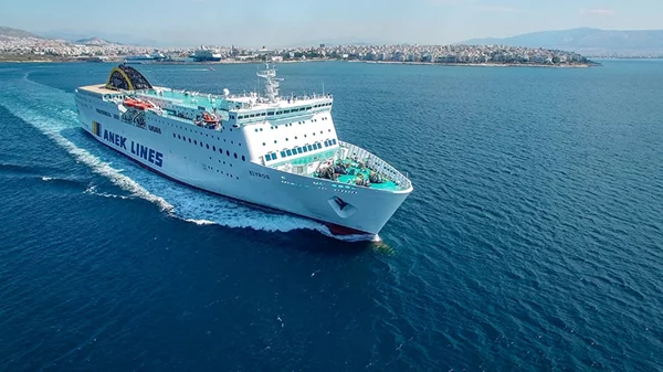 Η ANEK LINES υπερήφανος συνταξιδιώτης των νεοεισαχθέντων φοιτητών