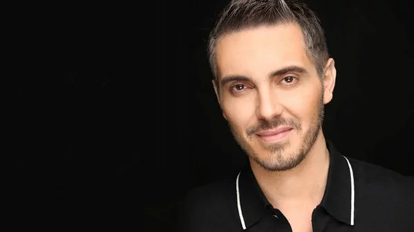 Ο Μιχάλης Χατζηγιάννης συναντά τον Στέφανο Κορκολή στο "VOX"