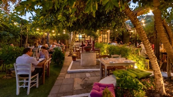 "Δούκισσα", Αθήνα