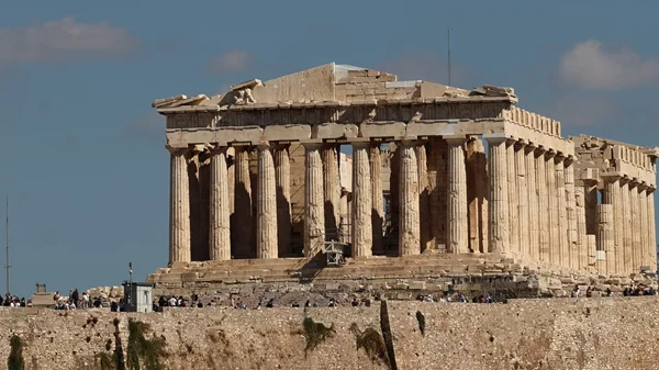 Ο Παρθενώνας χωρίς σκαλωσιές μετά από 15 χρόνια εργασιών