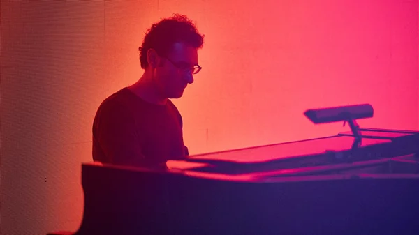 Ρεσιτάλ πιάνου με ελεύθερη είσοδο και ξενάγηση στο Ίδρυμα Takis