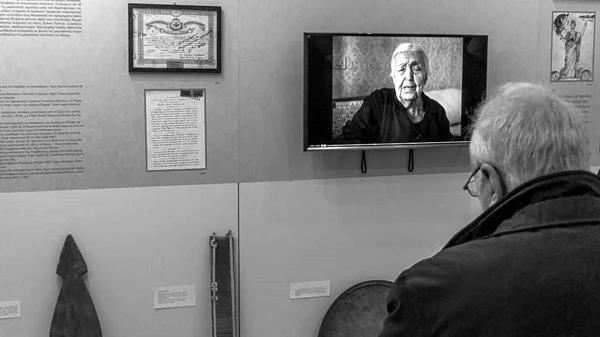 Η Μαρίκα Νίνου και "Τα τραγούδια του ξεριζωμού" ζωντανεύουν στη Δημοτική Πινακοθήκη Νίκαιας-Αγ.Ι. Ρέντη