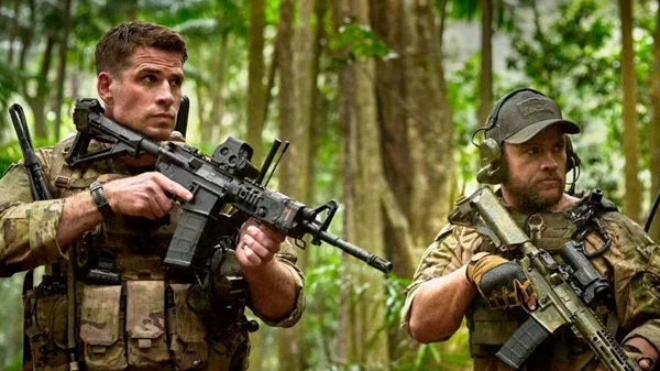 Εμπόλεμη Ζώνη