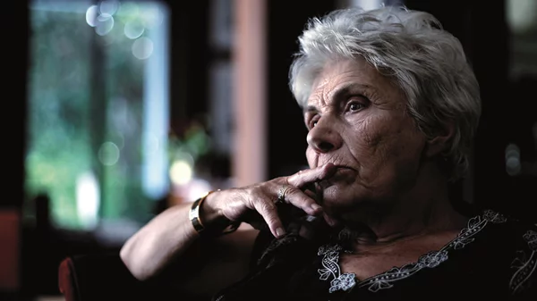 25 Xρόνια Κική Δημουλά και εκδόσεις Ίκαρος στο Ινστιτούτο Γκαίτε