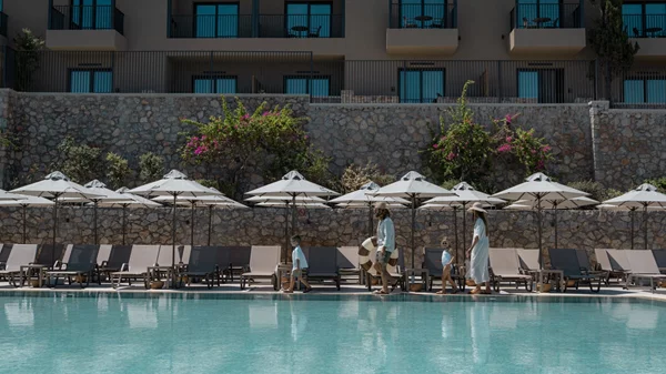 "Elios Hill": Ιδανική απόδραση στην Κρήτη για οικογένειες και ρομαντικές διακοπές