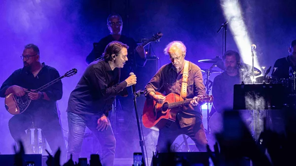 Γιάννης Κότσιρας και Μίλτος Πασχαλίδης μοιράζονται τη σκηνή του "VOX"