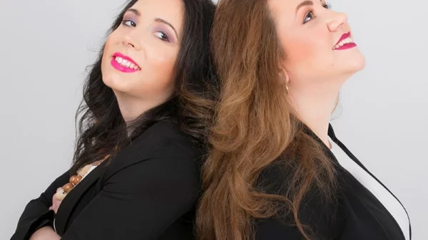 Αρετή & Ιωάννα Σπανομάρκου: Οι Ελληνίδες μέλη της κριτικής επιτροπής των Grammy μιλούν αποκλειστικά στη Madame Figaro