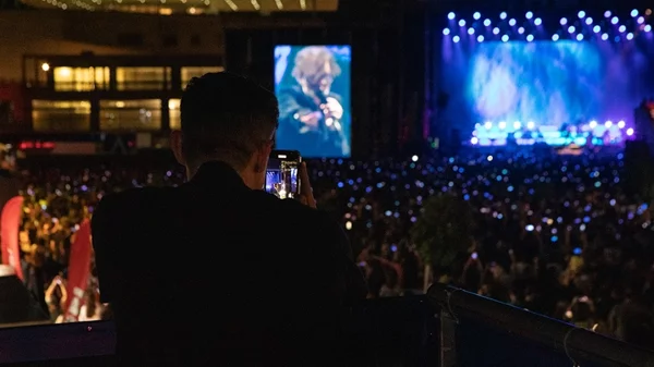 Το ζήσαμε… σαν "Common people" με τους καθηλωτικούς Pulp στο Release Athens festival