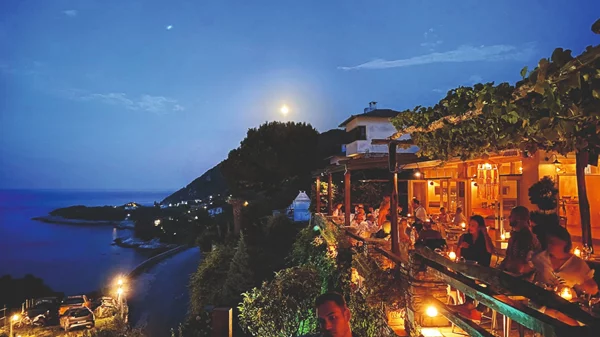 "El Resto Bar", Πήλιο