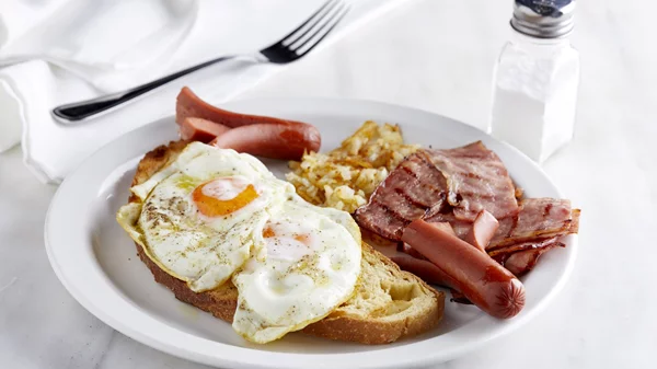 "Συν Αθηνά" και το brunch έχει την πιο όμορφη θέα στην Ακρόπολη