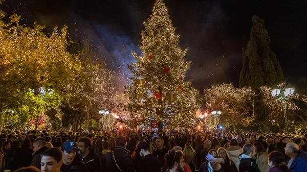 7 γιορτινές έξοδοι για να μπείτε για τα καλά στο πνεύμα των Χριστουγέννων