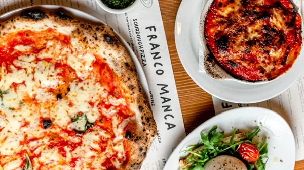 "Franco Manca": Ο "Franco" ήρθε Ελλάδα και φτιάχνει αληθινά καλή πίτσα