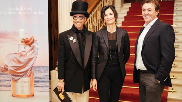 Μια βραδιά με τον Λάκη Γαβαλά στην Ιταλική Πρεσβεία