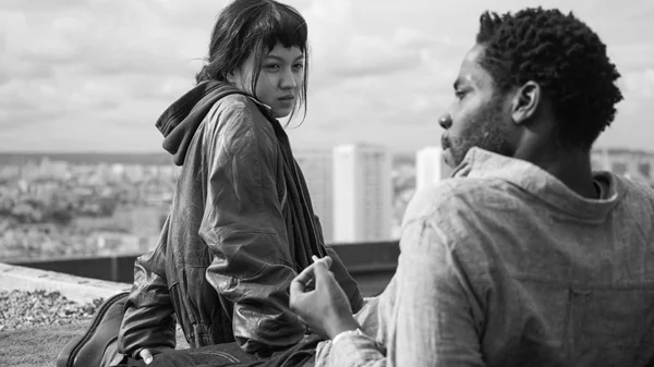 Οι Λουσί Ζανγκ και Μακίτα Σάμπα μας ξεναγούν στο "Παρίσι, 13ο Διαμέρισμα"