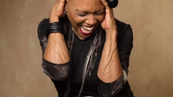 Η ιέρεια της jazz Dee Dee Bridgewater έρχεται στο ΚΠΙΣΝ