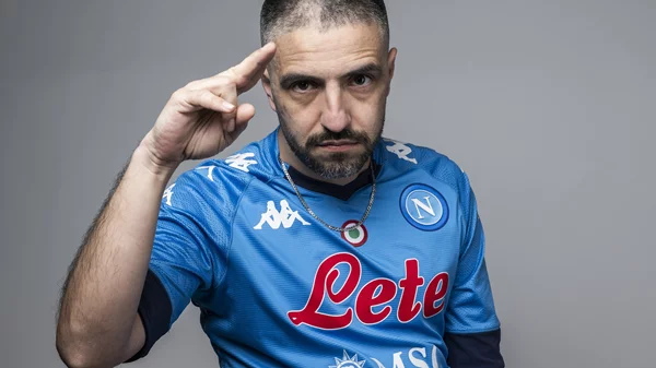 Το νέο άλμπουμ του ΛΕΞ έρχεται δύο χρόνια νωρίτερα απ΄ ό,τι περιμέναμε