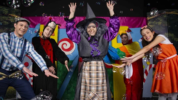 Τρεις παραμυθένιες αποδράσεις για όλη την οικογένεια στο θέατρο "Αυλαία"