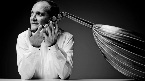 Ο δεξιοτέχνης ουτίστας Ανουάρ Μπραχέμ με το κουαρτέτο του στο Ηρώδειο