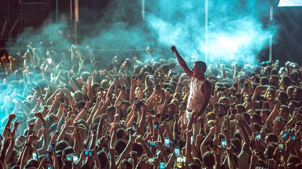 Release Athens 2023: Οι Parkway Drive έδειξαν πώς φτιάχνονται οι συναυλιακοί θρύλοι