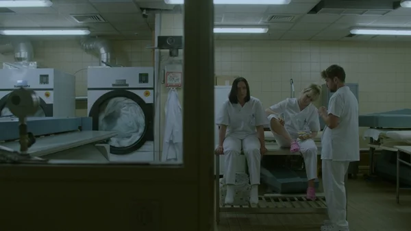 Το "Midnight Skin" του Μανώλη Μαυρή στο φεστιβάλ Καννών