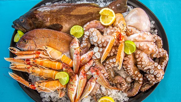 Γεύσεις θάλασσας με σπιτική νοστιμάδα στην "Κυρά Πόπη"