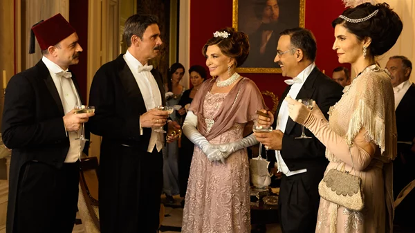 Απόψε (4/9) στην TV: με φόντο τα ελληνικά νησιά