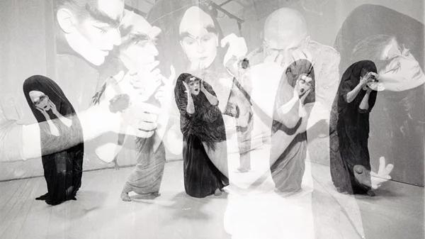 "ΑΤΙΤΛΟΝ": Πρεμιέρα για το χοροθεατρικό έργο που ανατέμνει τη μνήμη του σώματος